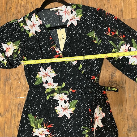 Gilli Wmns Wrap Dress Black polka dot Floral Midi  puff Long Sleeve V Neck Small - Picture 6 of 16